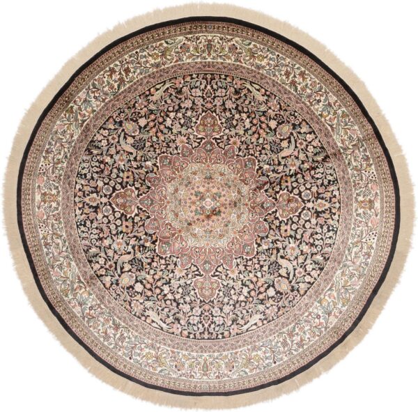 Kashmir Oriental Rug 243 × 243 cm, Silk, hand-knotted Kashmir Oriental Rug 243 × 243 cm, Silk, hand-knotted