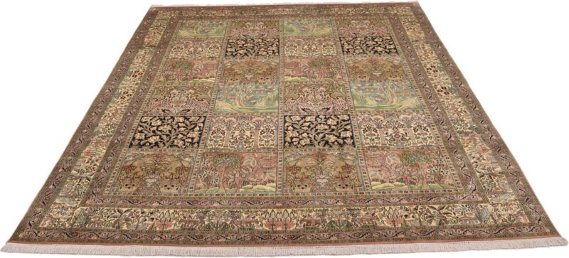 Kashmir Oriental Rug 243 × 307 cm, Silk, hand-knotted — view 2 Kashmir Oriental Rug 243 × 307 cm, Silk, hand-knotted — view 2