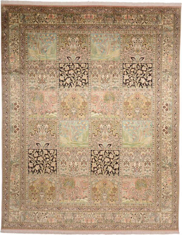 Kashmir Oriental Rug 243 × 307 cm, Silk, hand-knotted Kashmir Oriental Rug 243 × 307 cm, Silk, hand-knotted