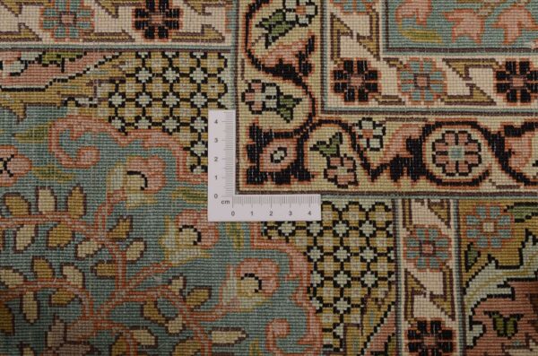 Kashmir Oriental Rug 244 × 311 cm, Silk, hand-knotted — view 3