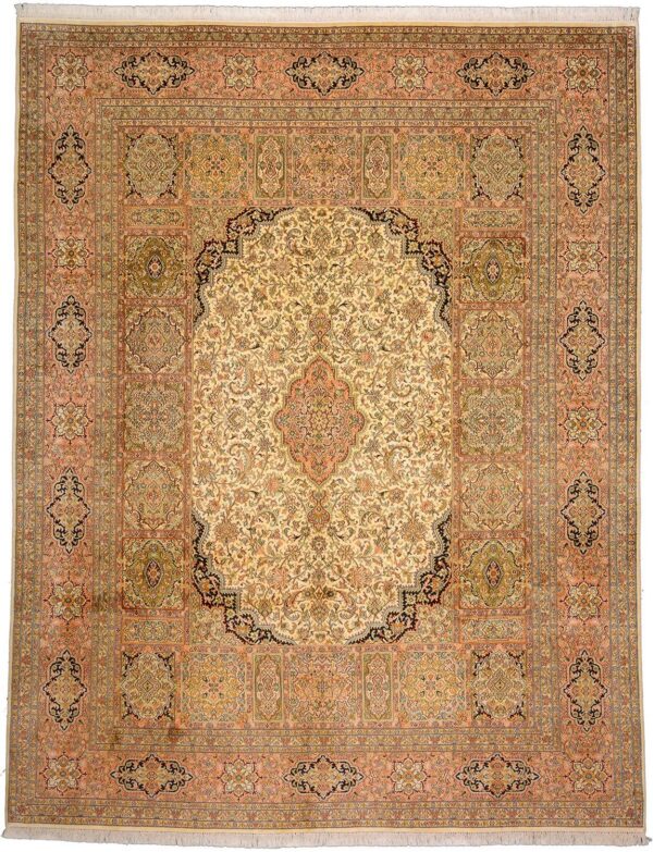 Kashmir Oriental Rug 246 × 315 cm, Silk, hand-knotted Kashmir Oriental Rug 246 × 315 cm, Silk, hand-knotted