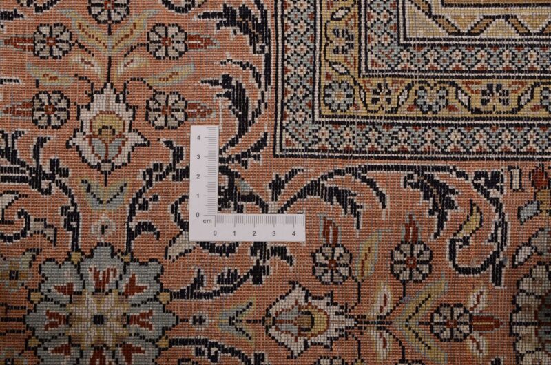 Kashmir Oriental Rug 248 × 338 cm, Silk, hand-knotted — view 3
