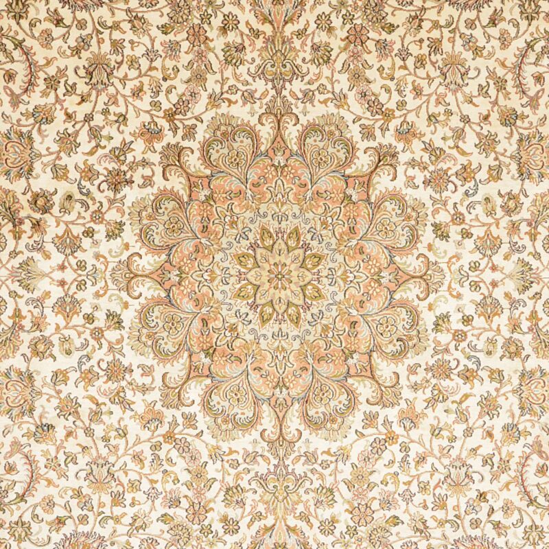 Kashmir Oriental Rug 254 × 344 cm, Silk, hand-knotted, Indian — view 4