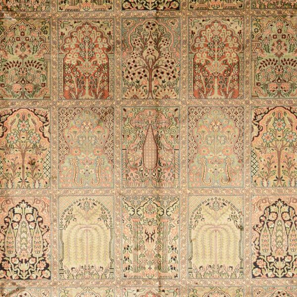 Kashmir Oriental Rug 276 × 371 cm, Silk, hand-knotted — view 5