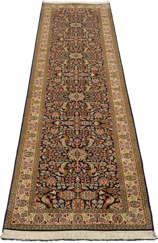 Kashmir Oriental Rug 79 × 366 cm, Silk, hand-knotted — view 2 Kashmir Oriental Rug 79 × 366 cm, Silk, hand-knotted — view 2