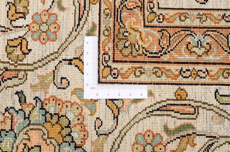 Kashmir Oriental Rug 180 × 299 cm, Silk, hand-knotted — view 3