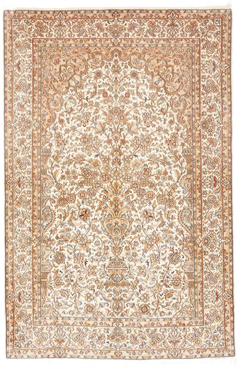 Kashmir Oriental Rug 126 × 191 cm, Silk, hand-knotted