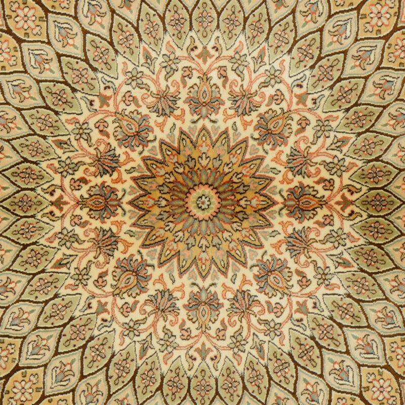 Kashmir Oriental Rug 131 × 280 cm, Silk, hand-knotted — view 4