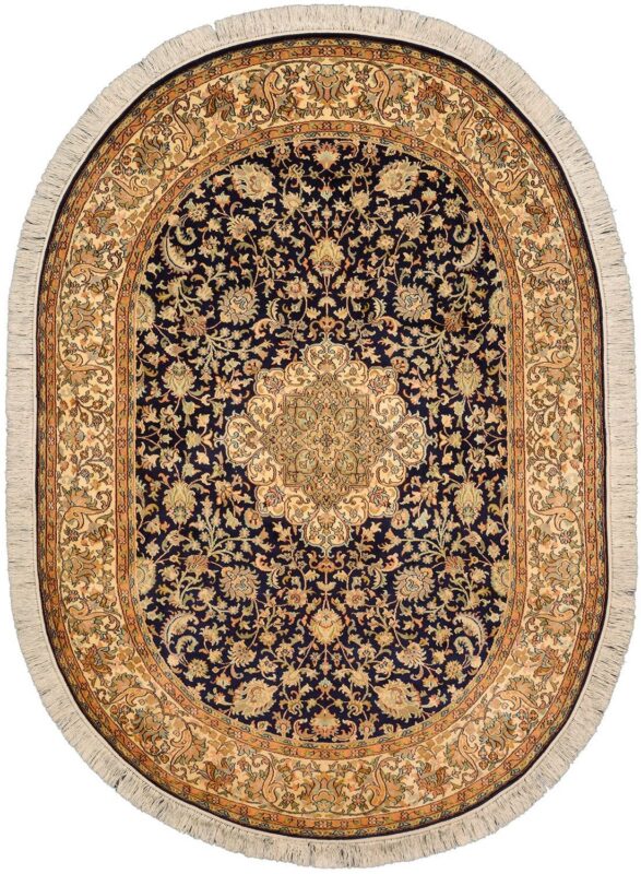 Kashmir Oriental Rug 150 × 214 cm, Silk, hand-knotted Kashmir Oriental Rug 150 × 214 cm, Silk, hand-knotted