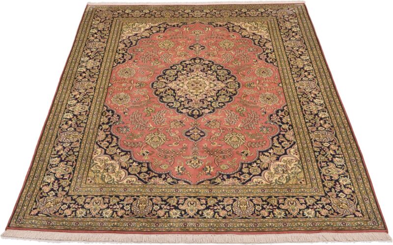 Kashmir Oriental Rug 151 × 223 cm, Silk, hand-knotted — view 2