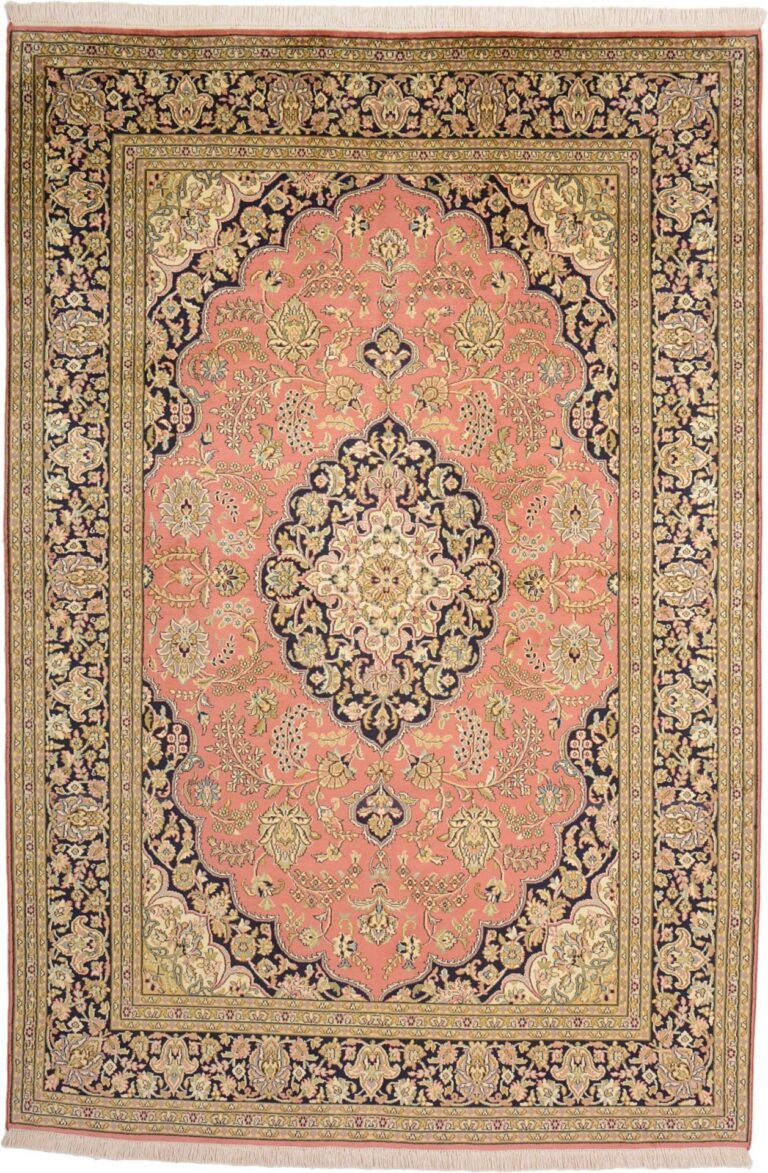 Kashmir Oriental Rug 151 × 223 cm, Silk, hand-knotted