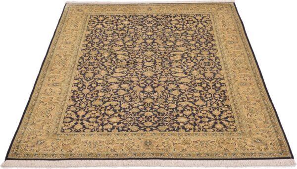 Kashmir Oriental Rug 154 × 208 cm, Silk, hand-knotted, pastel — view 2