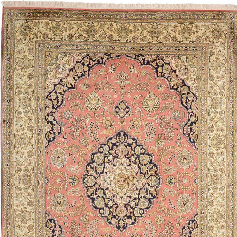 Kashmir Oriental Rug 154 × 221 cm, Silk, hand-knotted — view 6