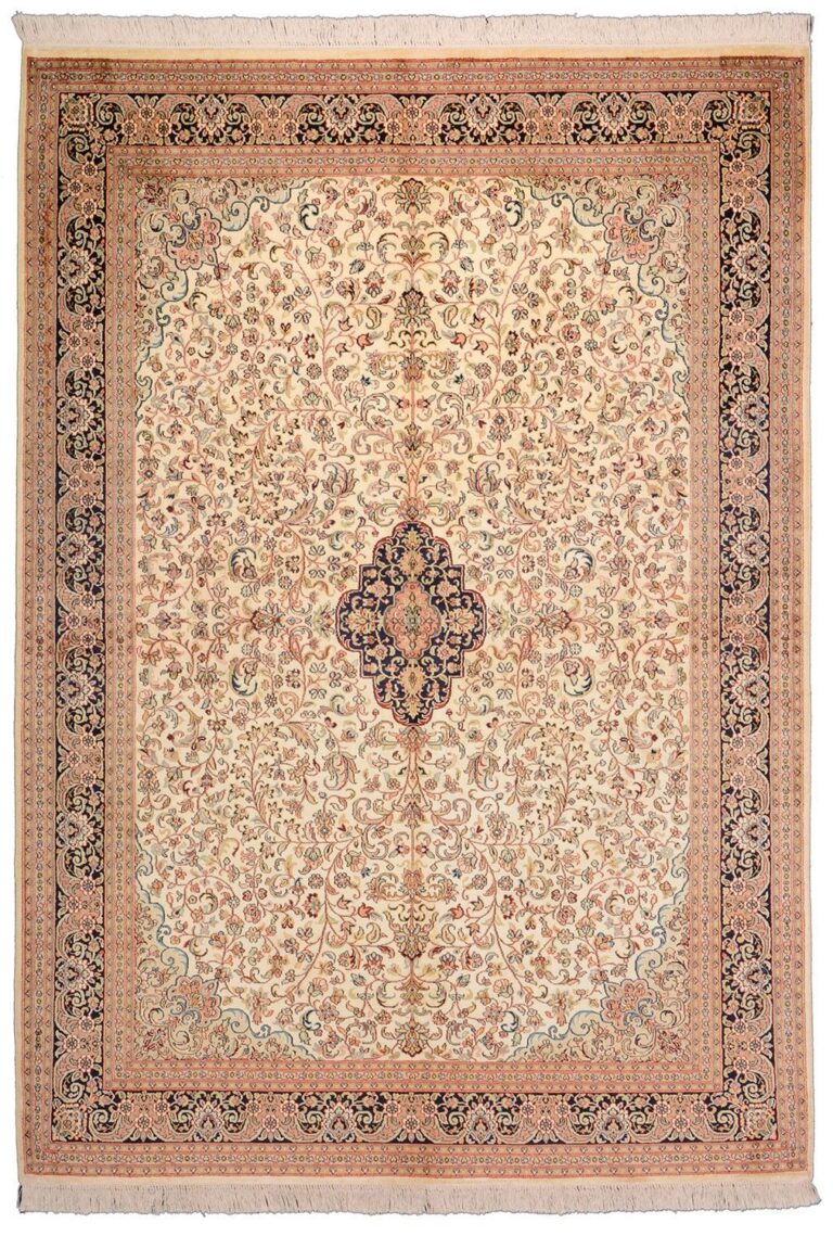 Kashmir Oriental Rug 157 × 223 cm, Silk, hand-knotted