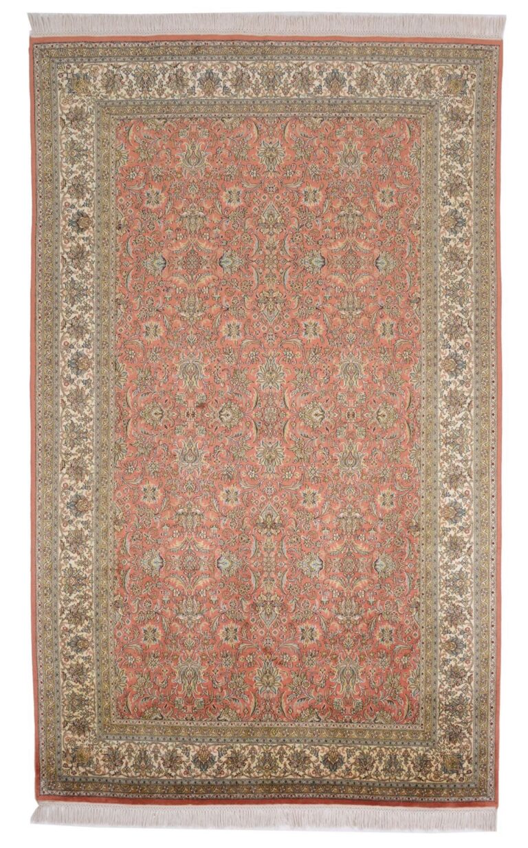 Kashmir Oriental Rug 161 × 264 cm, Silk, hand-knotted