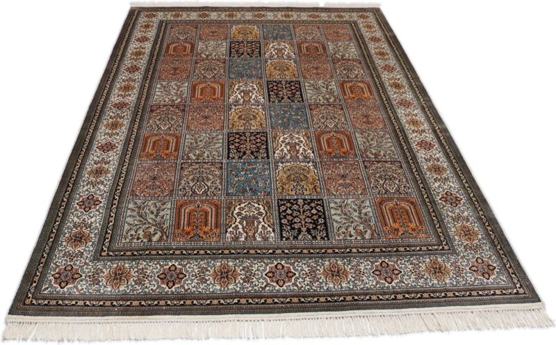 Kashmir Oriental Rug 162 × 241 cm, Silk, hand-knotted — view 7