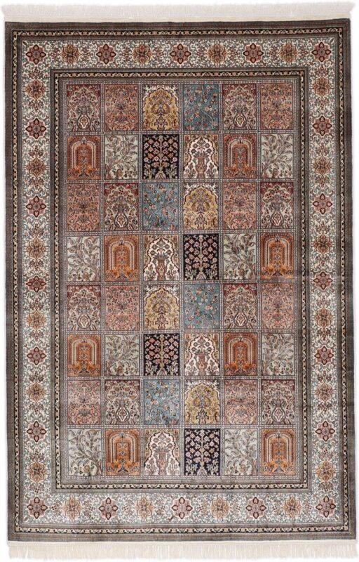 Kashmir Oriental Rug 162 × 241 cm, Silk, hand-knotted
