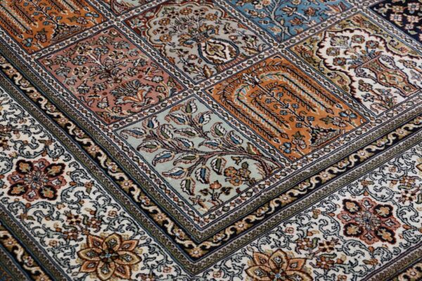 Kashmir Oriental Rug 162 × 241 cm, Silk, hand-knotted — view 5