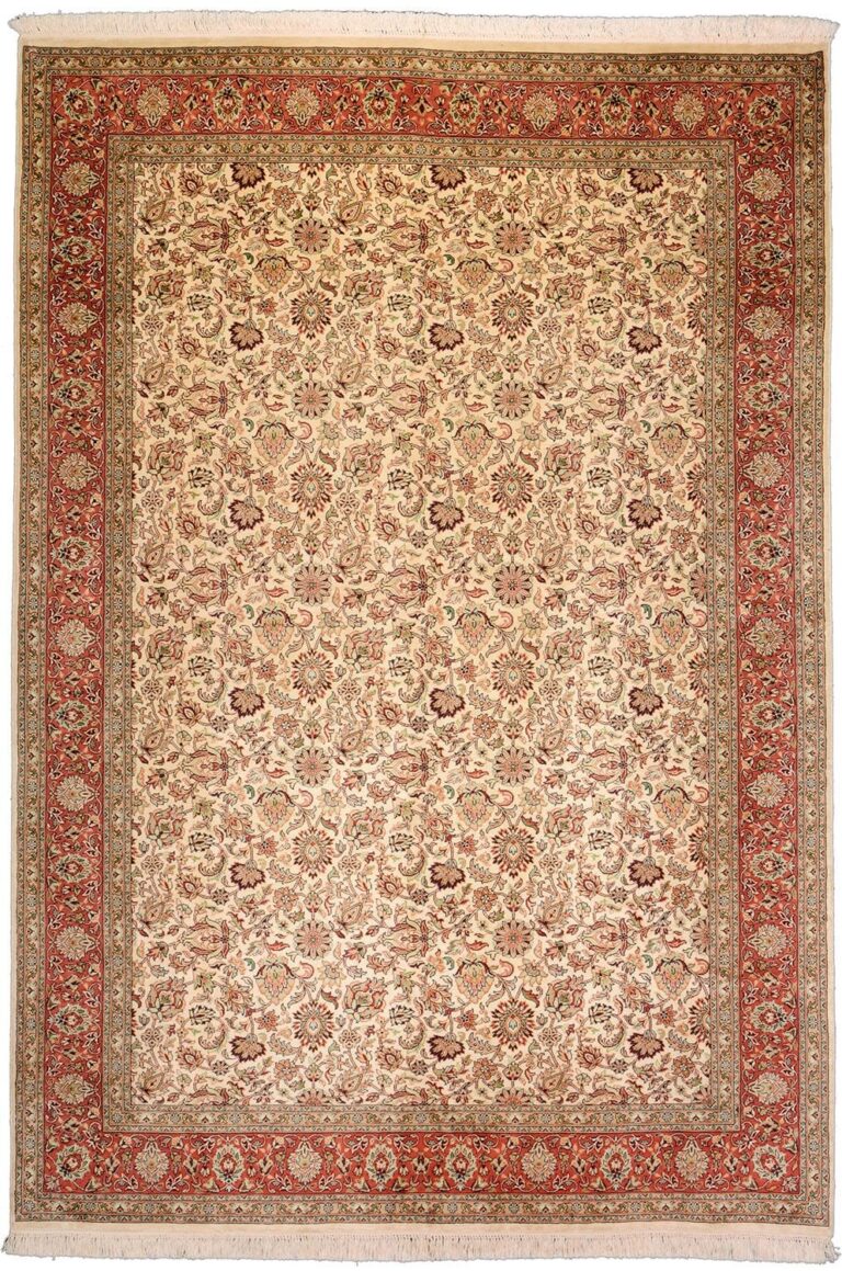 Kashmir Oriental Rug 166 × 242 cm, Silk, hand-knotted, refined