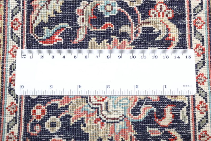 Kashmir Oriental Rug 168 × 239 cm, Silk, hand-knotted, pastel — view 11 Kashmir Oriental Rug 168 × 239 cm, Silk, hand-knotted, pastel — view 11