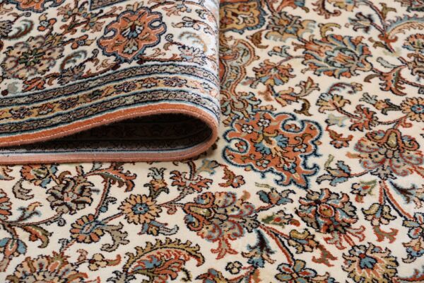 Kashmir Oriental Rug 169 × 254 cm, Silk, hand-knotted — view 10