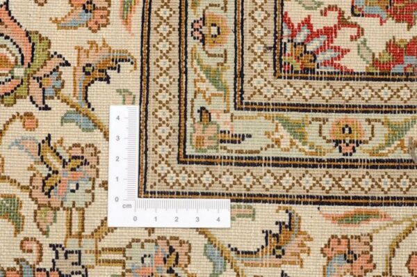 Kashmir Oriental Rug 169 × 255 cm, Silk, hand-knotted, pastel — view 3