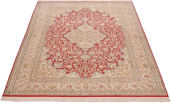 Kashmir Oriental Rug 170 × 243 cm, Silk, hand-knotted, pastel — view 3 Kashmir Oriental Rug 170 × 243 cm, Silk, hand-knotted, pastel — view 3