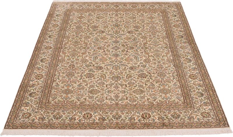Kashmir Oriental Rug 170 × 247 cm, Silk, hand-knotted — view 2