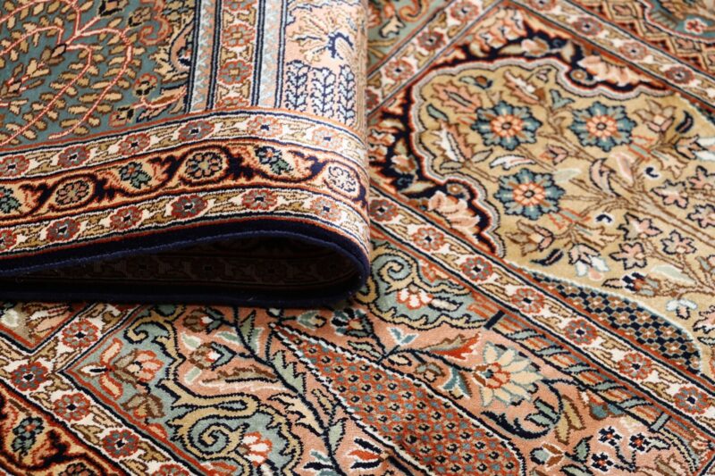 Kashmir Oriental Rug 170 × 250 cm, Silk, hand-knotted — view 10