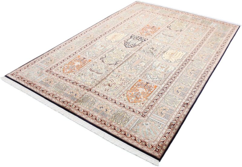 Kashmir Oriental Rug 170 × 250 cm, Silk, hand-knotted — view 3