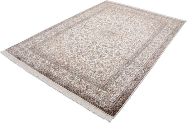 Kashmir Oriental Rug 171 × 243 cm, Silk, hand-knotted, pastel — view 3 Kashmir Oriental Rug 171 × 243 cm, Silk, hand-knotted, pastel — view 3