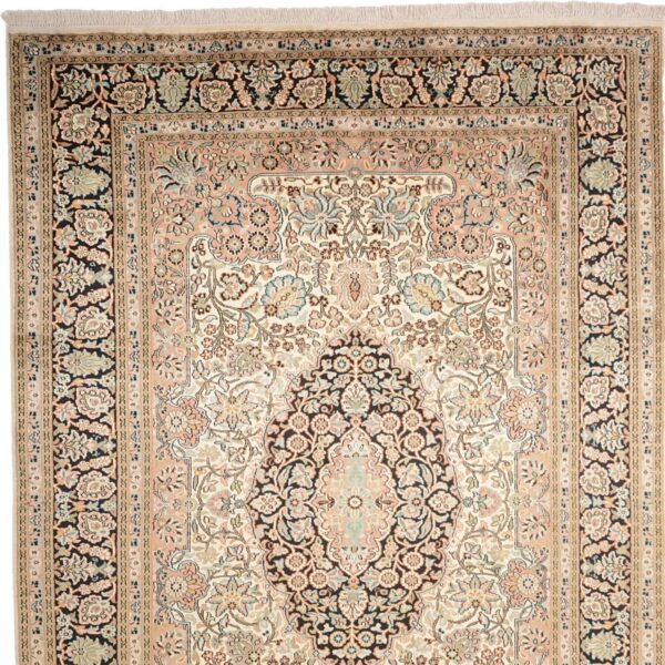 Kashmir Oriental Rug 172 × 248 cm, Silk, White/Beige, hand-knotted — view 6