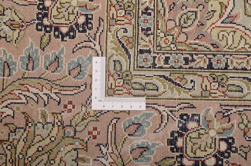 Kashmir Oriental Rug 172 × 248 cm, Silk, White/Beige, hand-knotted — view 3