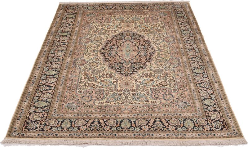 Kashmir Oriental Rug 172 × 248 cm, Silk, White/Beige, hand-knotted — view 2