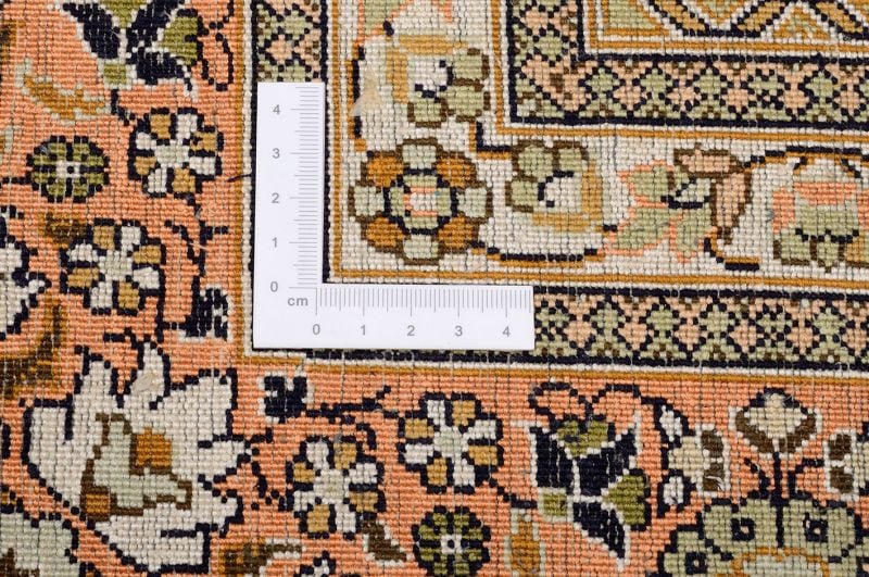 Kashmir Oriental Rug 172 × 253 cm, Silk, hand-knotted, pastel — view 3