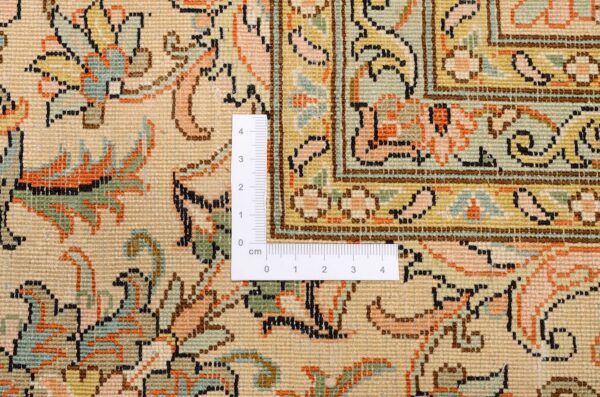 Kashmir Oriental Rug 172 × 256 cm, Silk, hand-knotted — view 3