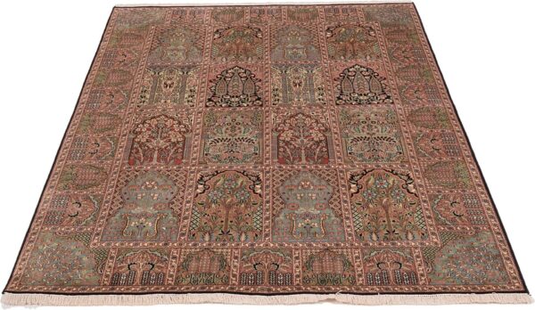 Kashmir Oriental Rug 173 × 246 cm, Silk, hand-knotted — view 2 Kashmir Oriental Rug 173 × 246 cm, Silk, hand-knotted — view 2