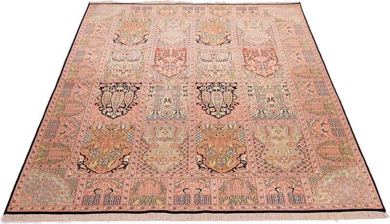 Kashmir Oriental Rug 173 × 246 cm, Silk, hand-knotted — view 3 Kashmir Oriental Rug 173 × 246 cm, Silk, hand-knotted — view 3