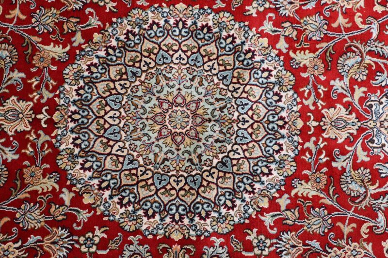 Kashmir Oriental Rug 173 × 249 cm, Silk, hand-knotted, pastel — view 9