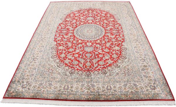 Kashmir Oriental Rug 173 × 249 cm, Silk, hand-knotted, pastel — view 2