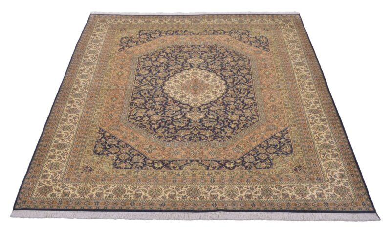 Kashmir Oriental Rug 173 × 251 cm, Silk, hand-knotted, pastel — view 2