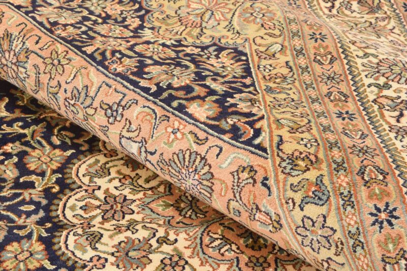 Kashmir Oriental Rug 173 × 251 cm, Silk, hand-knotted, pastel — view 3