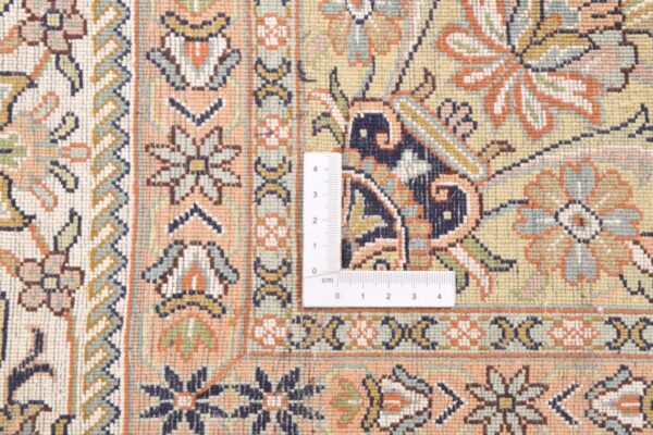 Kashmir Oriental Rug 173 × 251 cm, Silk, hand-knotted, pastel — view 4