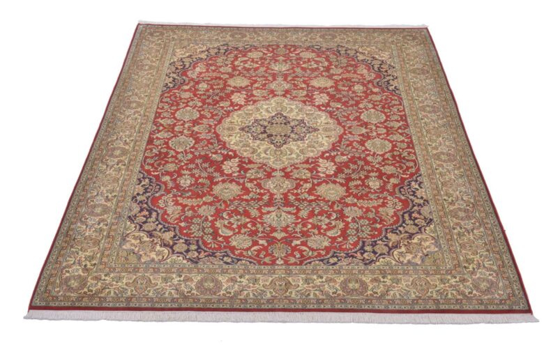 Kashmir Oriental Rug 173 × 252 cm, Silk, hand-knotted — view 2 Kashmir Oriental Rug 173 × 252 cm, Silk, hand-knotted — view 2