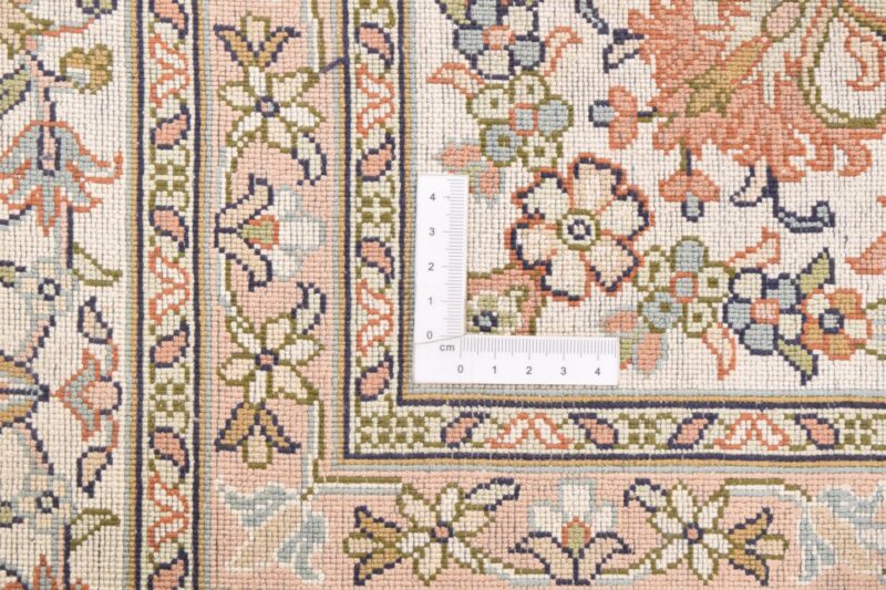 Kashmir Oriental Rug 174 × 260 cm, Silk, hand-knotted, pastel — view 3