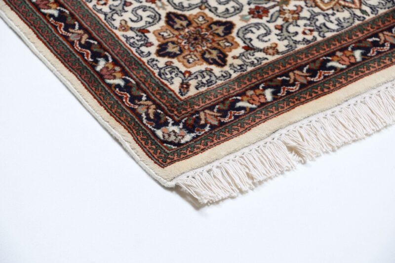 Kashmir Oriental Rug 175 × 246 cm, Silk, hand-knotted — view 6