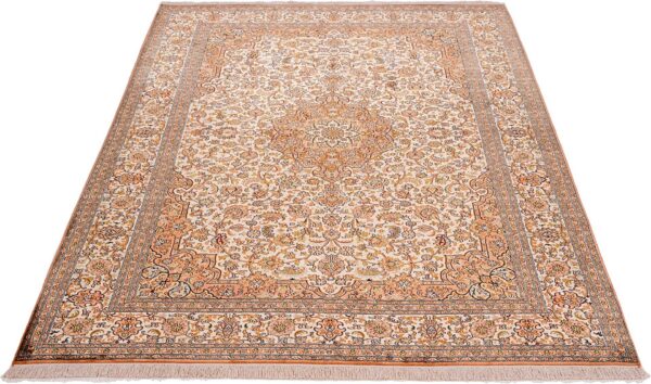 Kashmir Oriental Rug 175 × 251 cm, Silk, hand-knotted — view 3