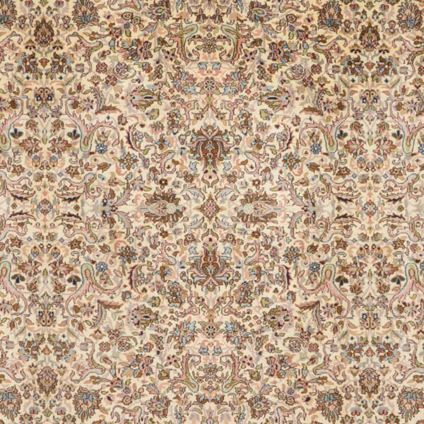 Kashmir Oriental Rug 180 × 266 cm, Silk, hand-knotted — view 5 Kashmir Oriental Rug 180 × 266 cm, Silk, hand-knotted — view 5