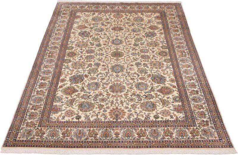 Kashmir Oriental Rug 182 × 290 cm, Silk, hand-knotted, fine — view 2 Kashmir Oriental Rug 182 × 290 cm, Silk, hand-knotted, fine — view 2