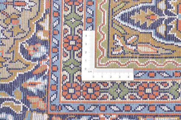 Kashmir Oriental Rug 183 × 269 cm, Silk, hand-knotted — view 3